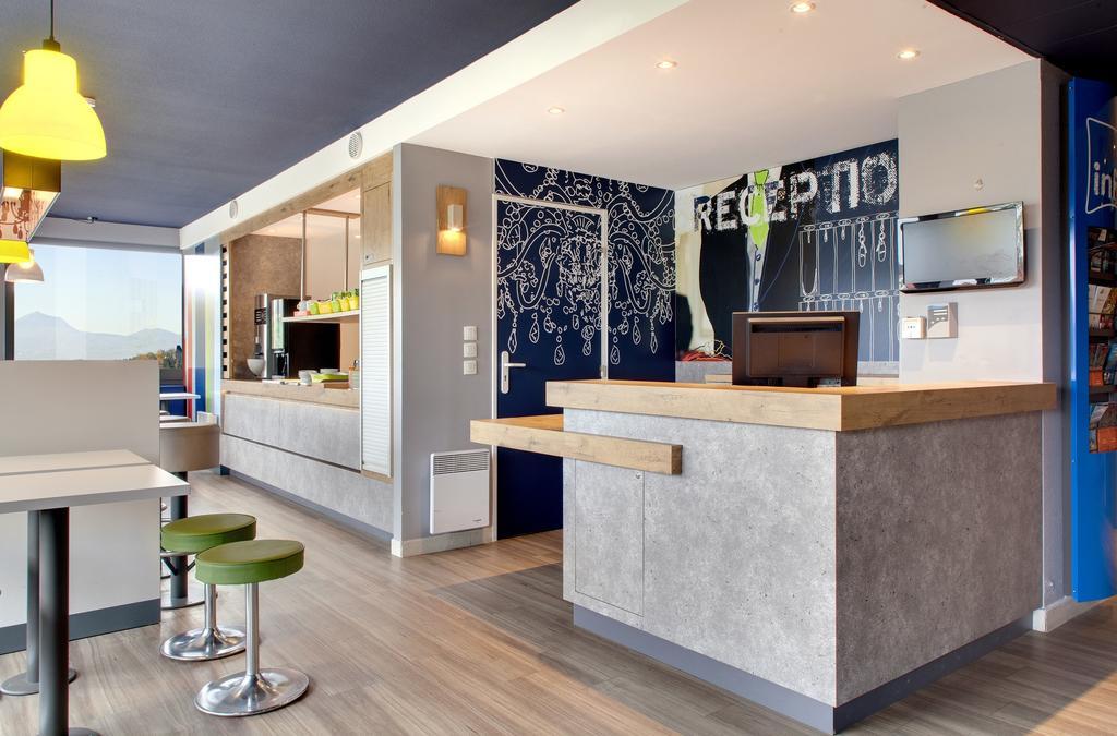Ibis Budget Clermont Ferrand Nord Riom Zewnętrze zdjęcie